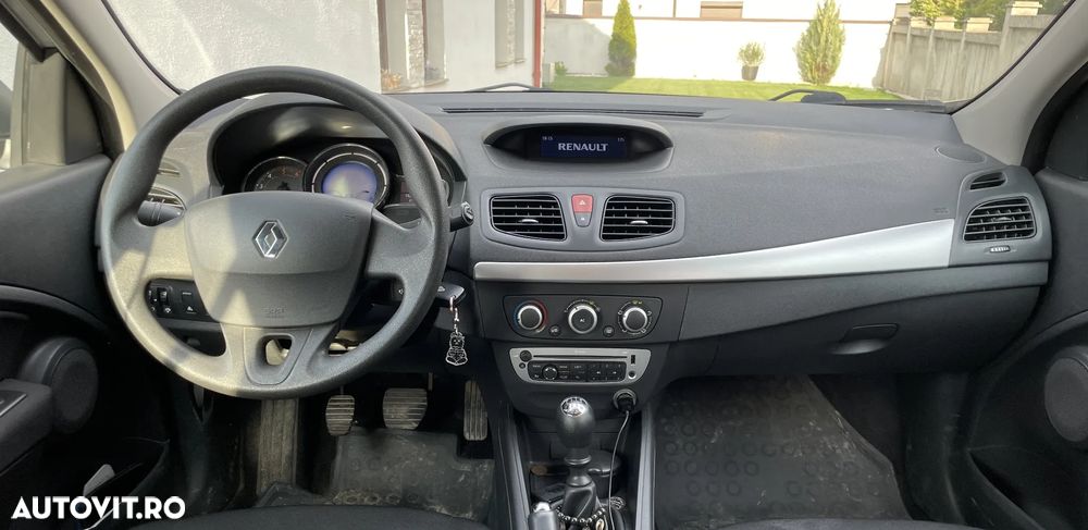 Renault Megane 1.5 dCi Expression - 6