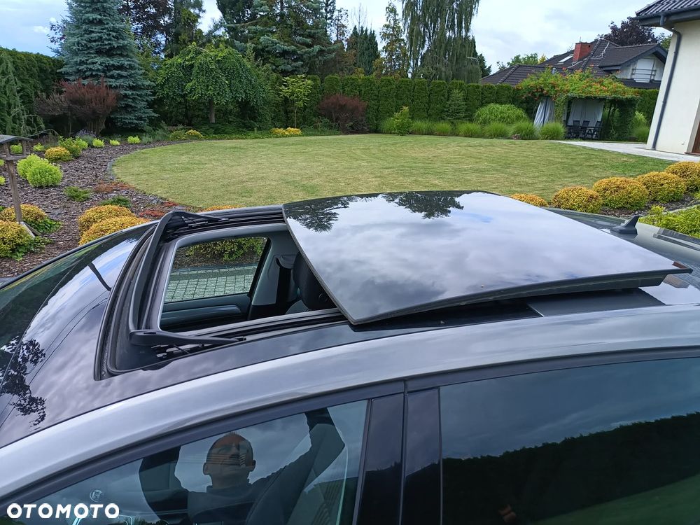 Volkswagen Golf 1.4 TSI (BlueMotion Technology) Highline - 2