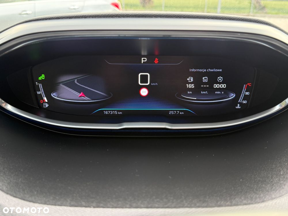 Peugeot 3008 - 16