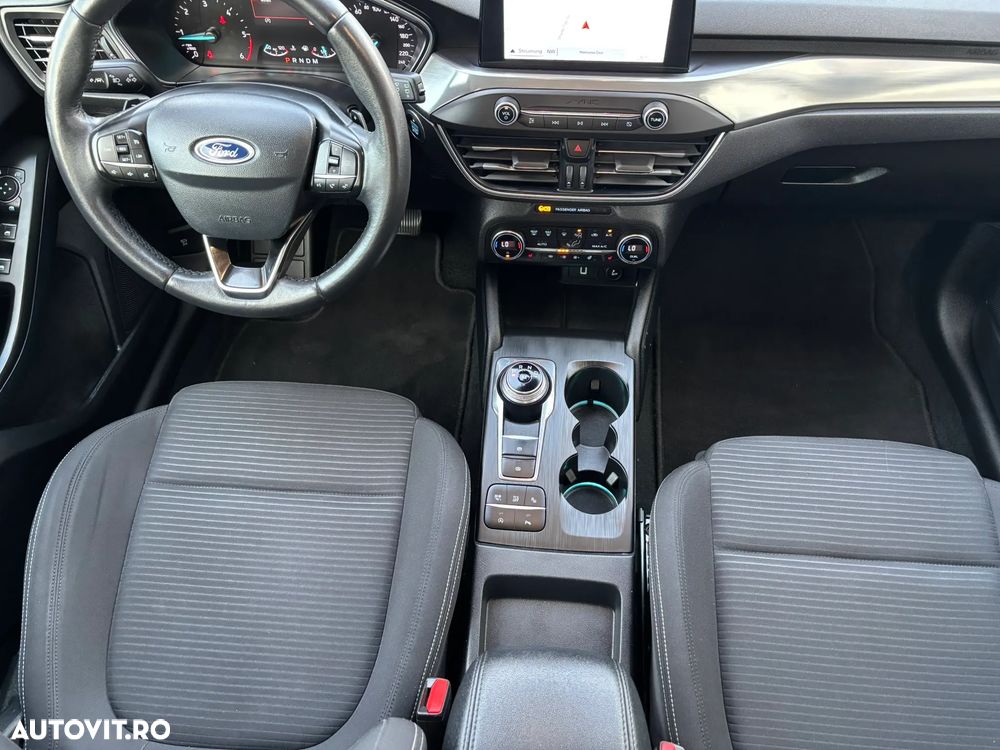 Ford Focus - 20