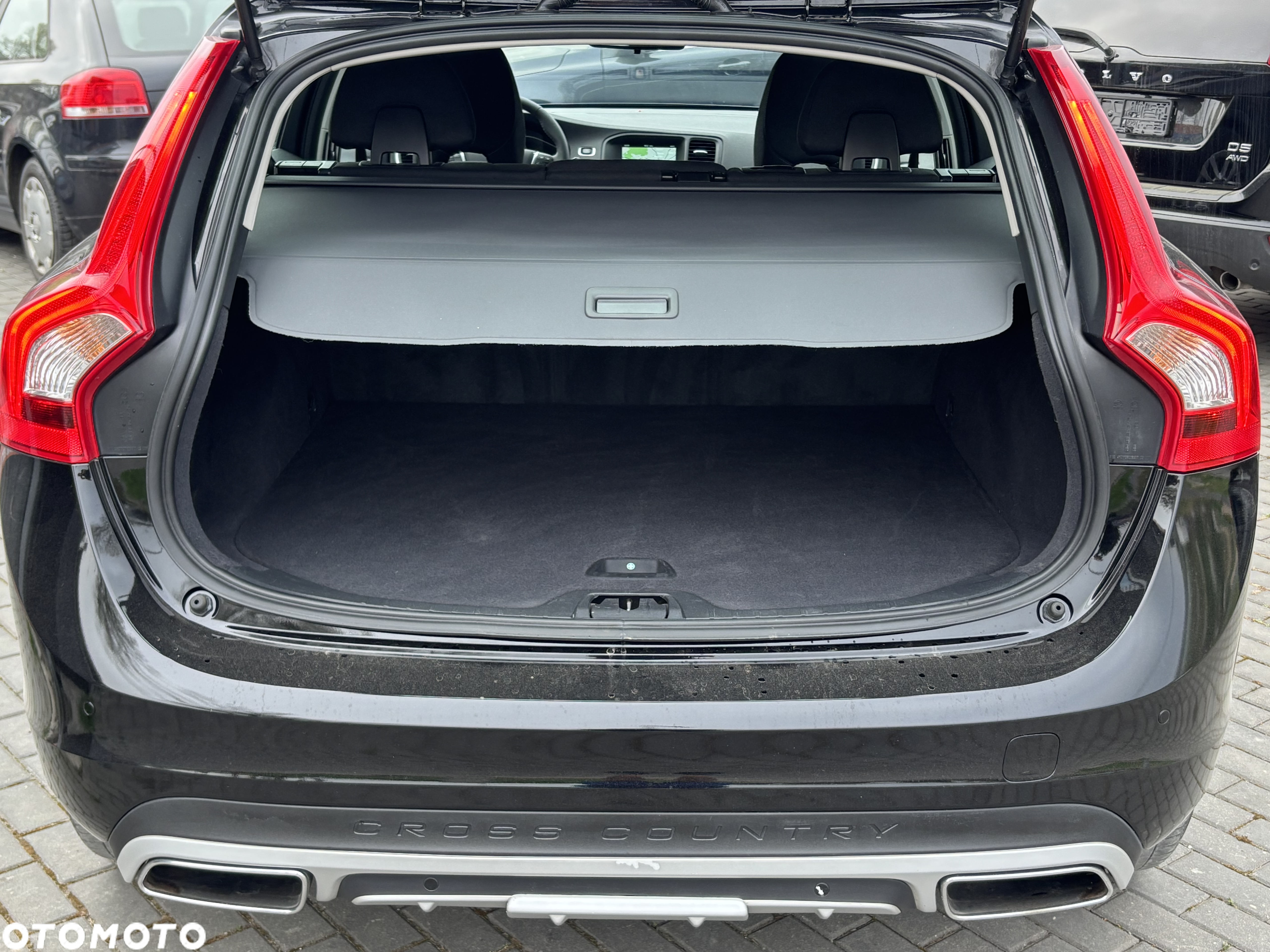 Volvo V60 Cross Country D3 Momentum - 30