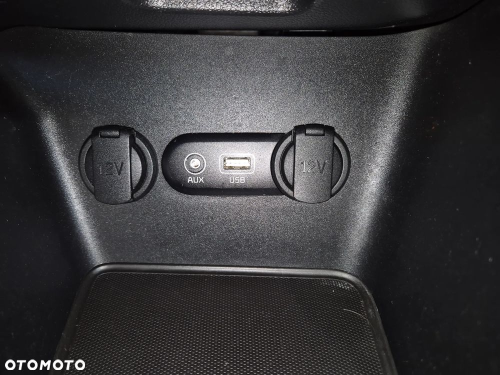 Kia Ceed 1.6 CRDi 136 ISG GT Line - 20