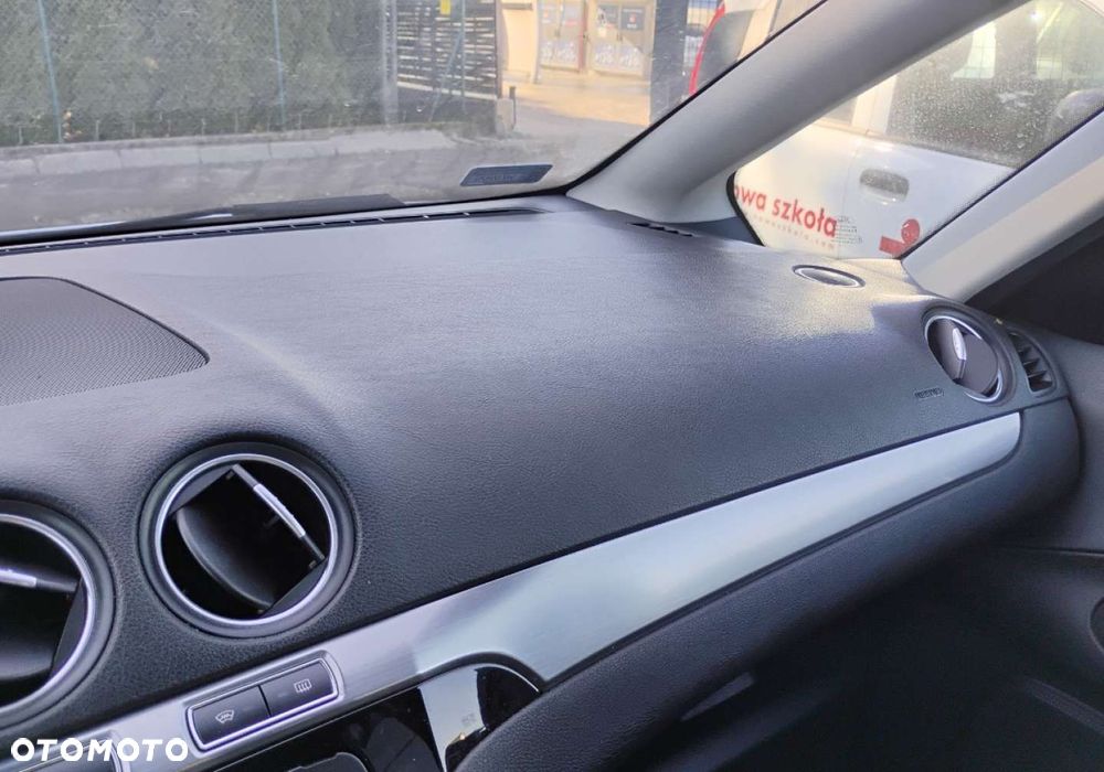 Ford S-Max - 18