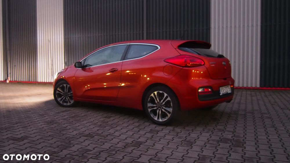 Kia Ceed - 6