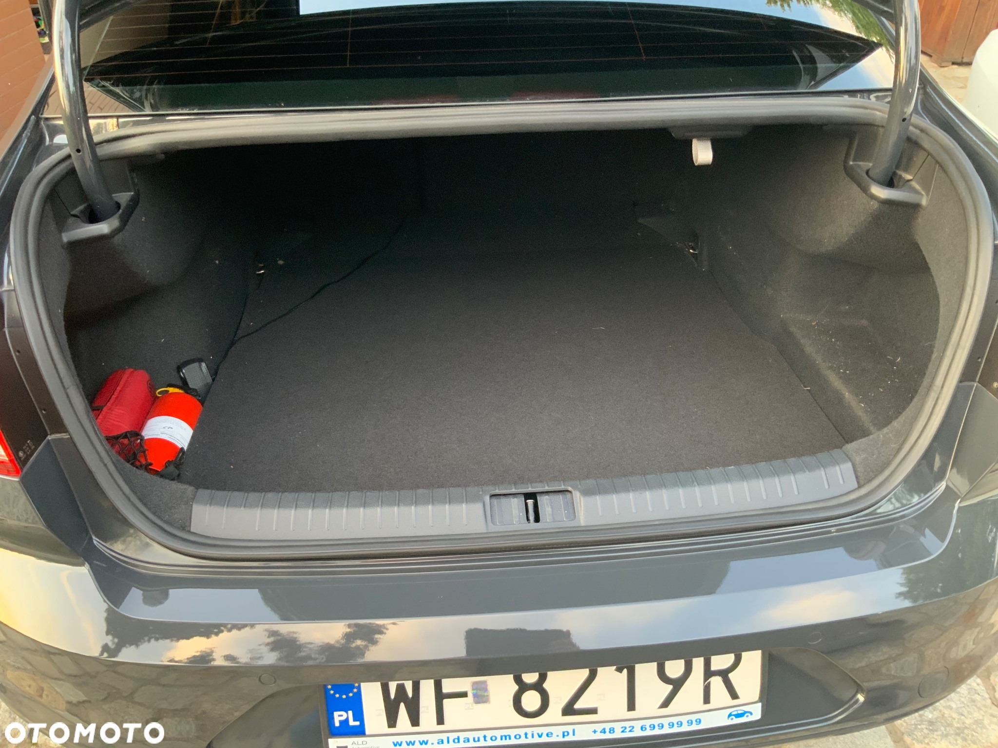 Volkswagen Passat 2.0 TDI BMT Trendline - 4