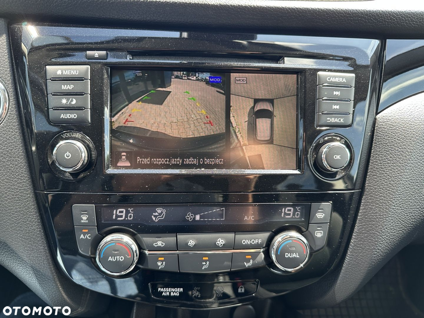 Nissan Qashqai 1.3 DIG-T N-Connecta DCT - 9
