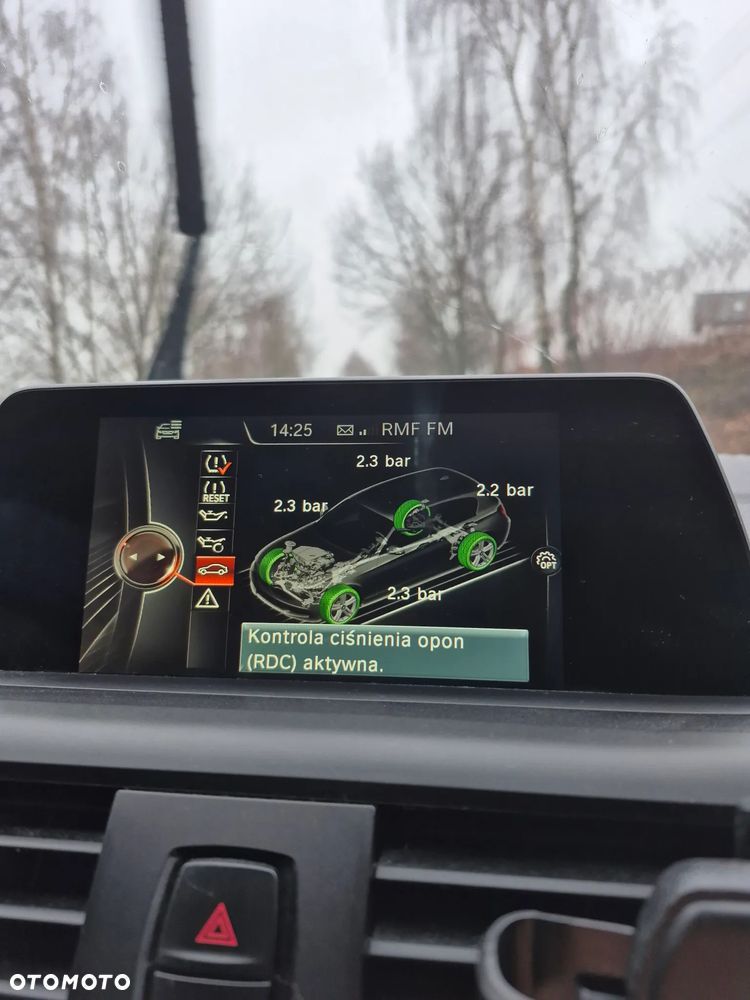 BMW Seria 1 114d Sport Line - 28