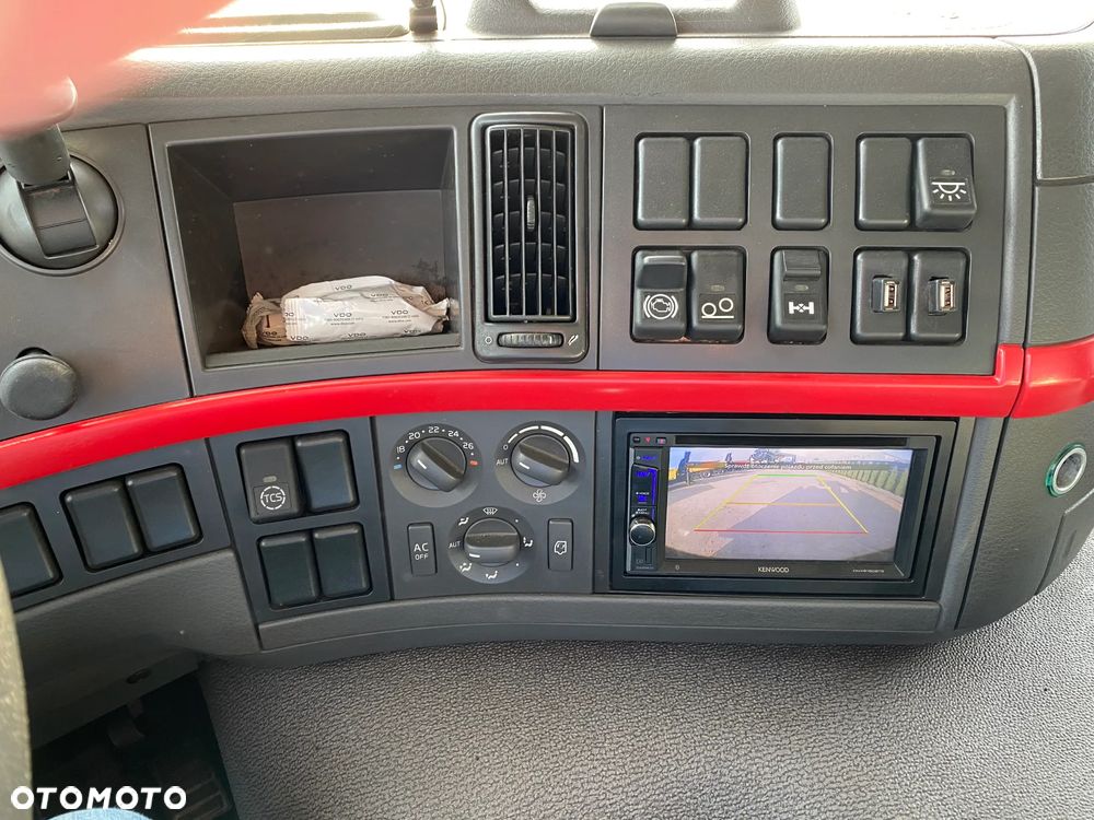 Volvo FM9 - 25
