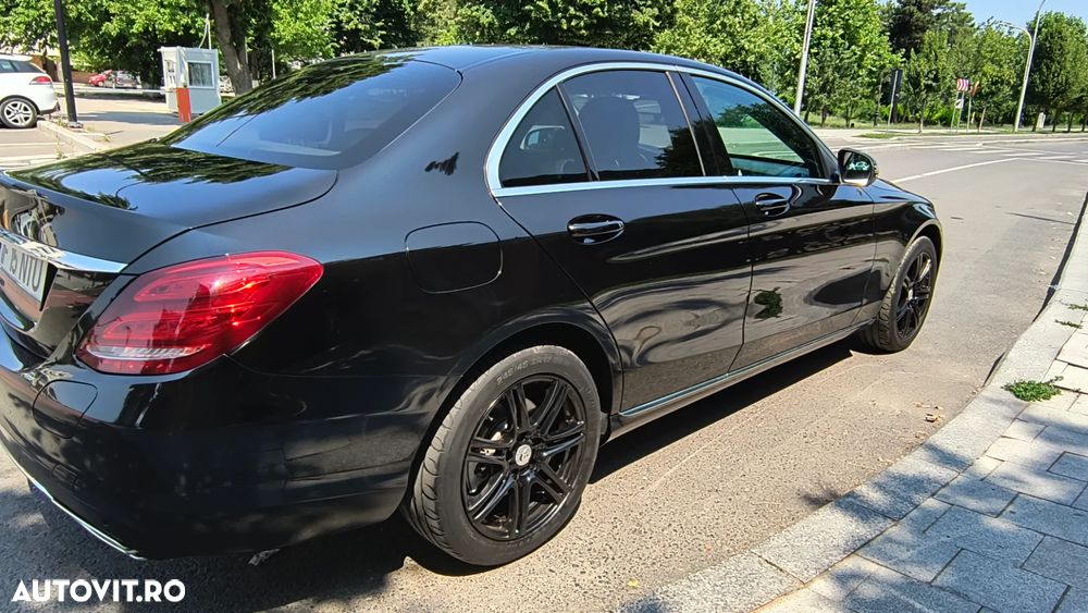 Mercedes-Benz C - 4