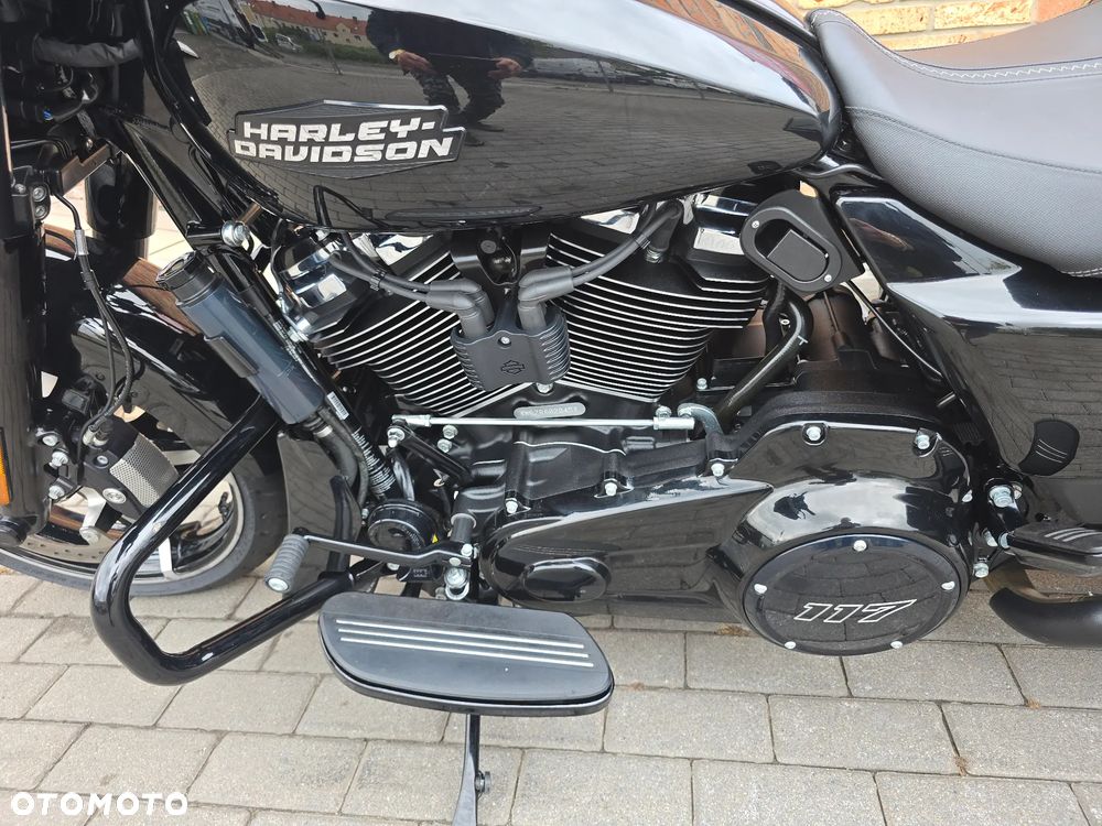Harley-Davidson Touring Street Glide - 27