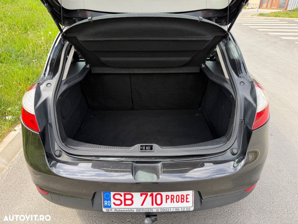 Renault Megane 1.6 16V 100 Authentique - 12