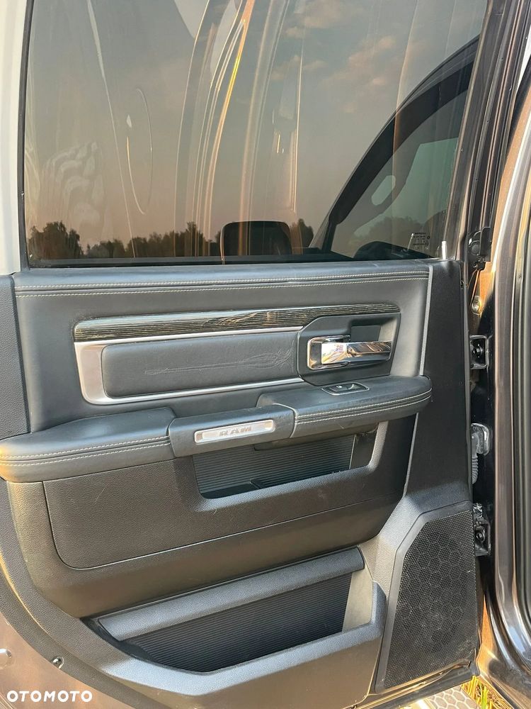 Dodge RAM 1500 5.7 4x4 - 13