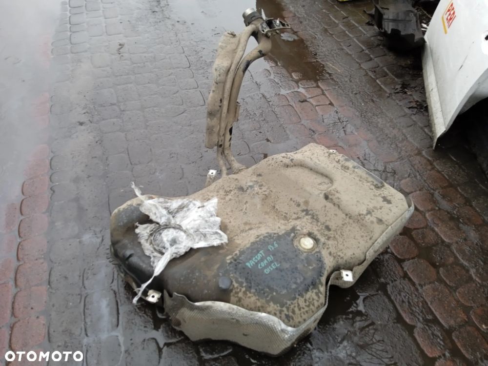 ZBIORNIK PALIWA VW PASSAT B6 DIESEL KOMBI SEDAN - 1