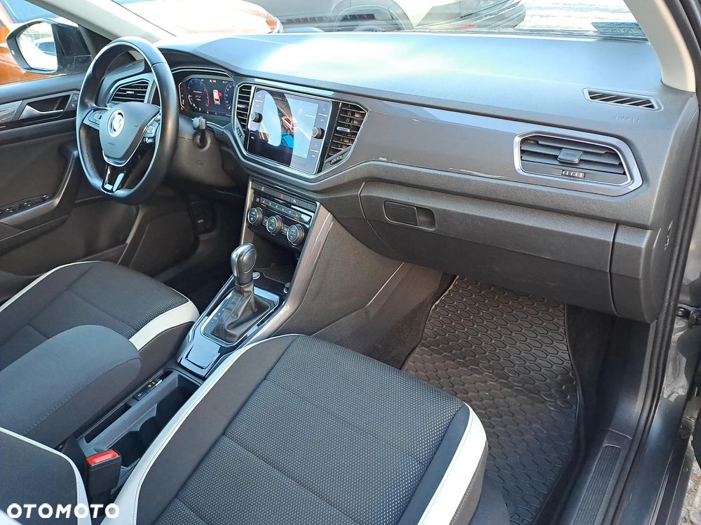 Volkswagen T-Roc 1.5 TSI ACT Premium DSG - 10
