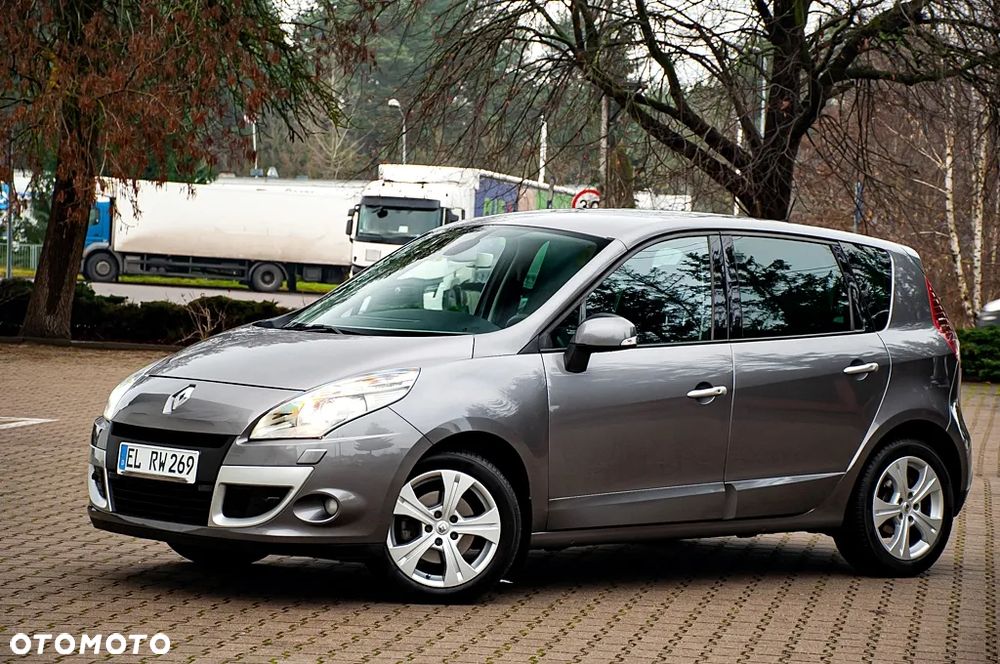 Renault Scenic 2.0 16V Privilege CVT - 4