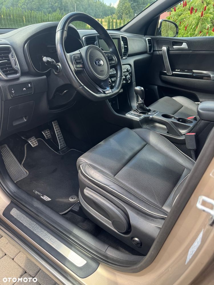 Kia Sportage 1.6 T-GDI AWD GT LINE - 24