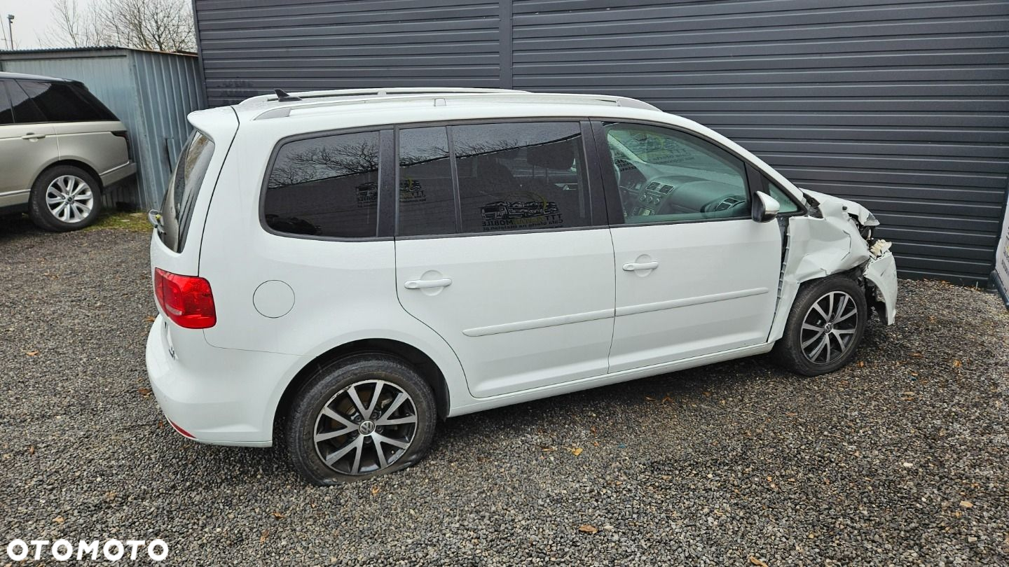 Volkswagen Touran - 28