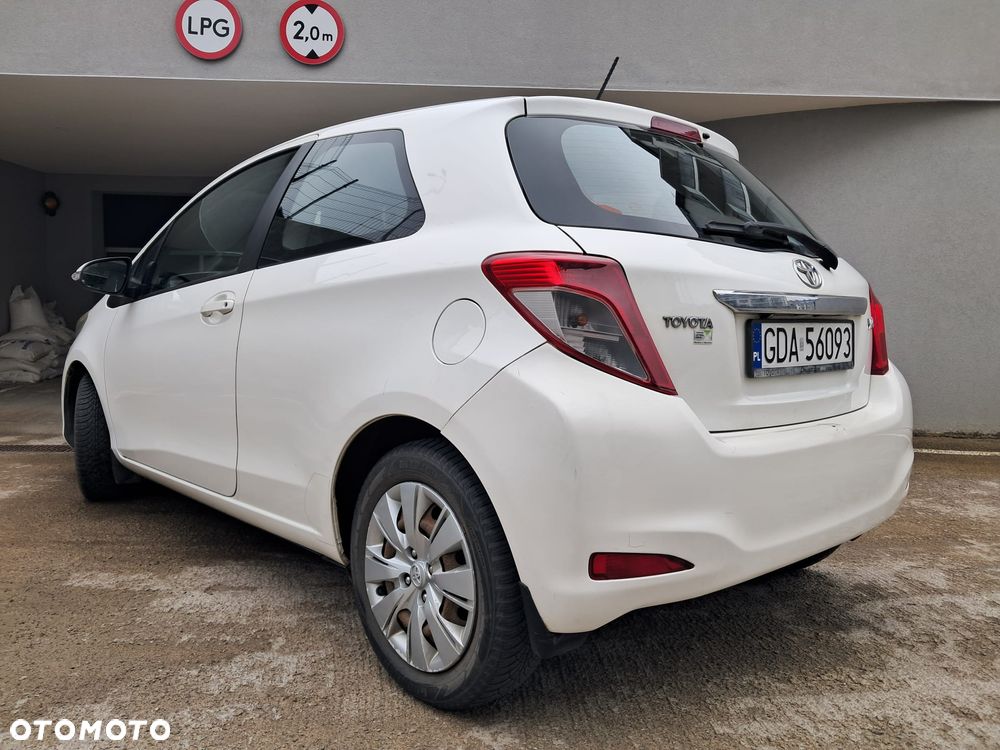 Toyota Yaris - 6