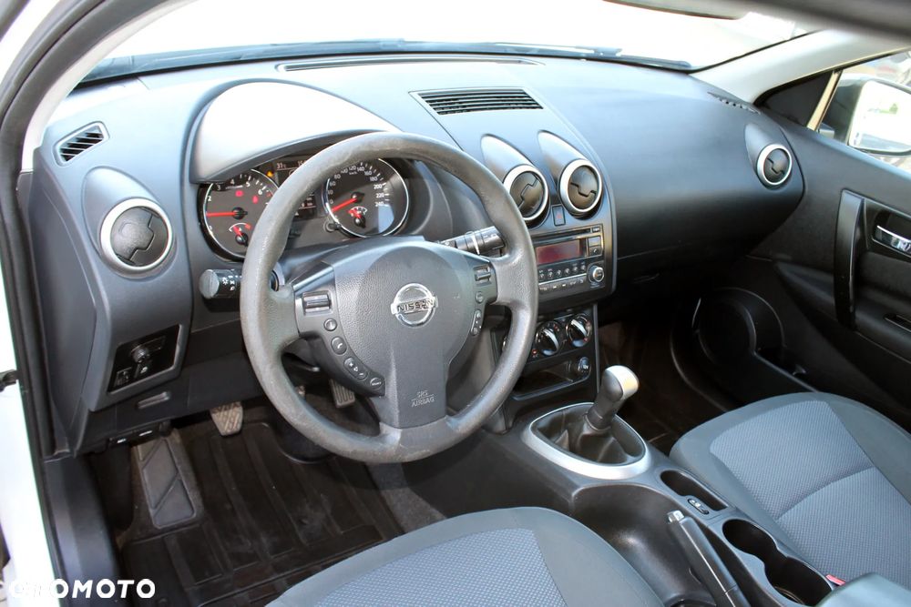 Nissan Qashqai 1.6 acenta - 11