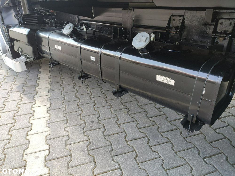 Mitsubishi Canter Fuso 9C18 3.0/180KM HDS FASSI F30 Wywrotka 3-stronna - 19