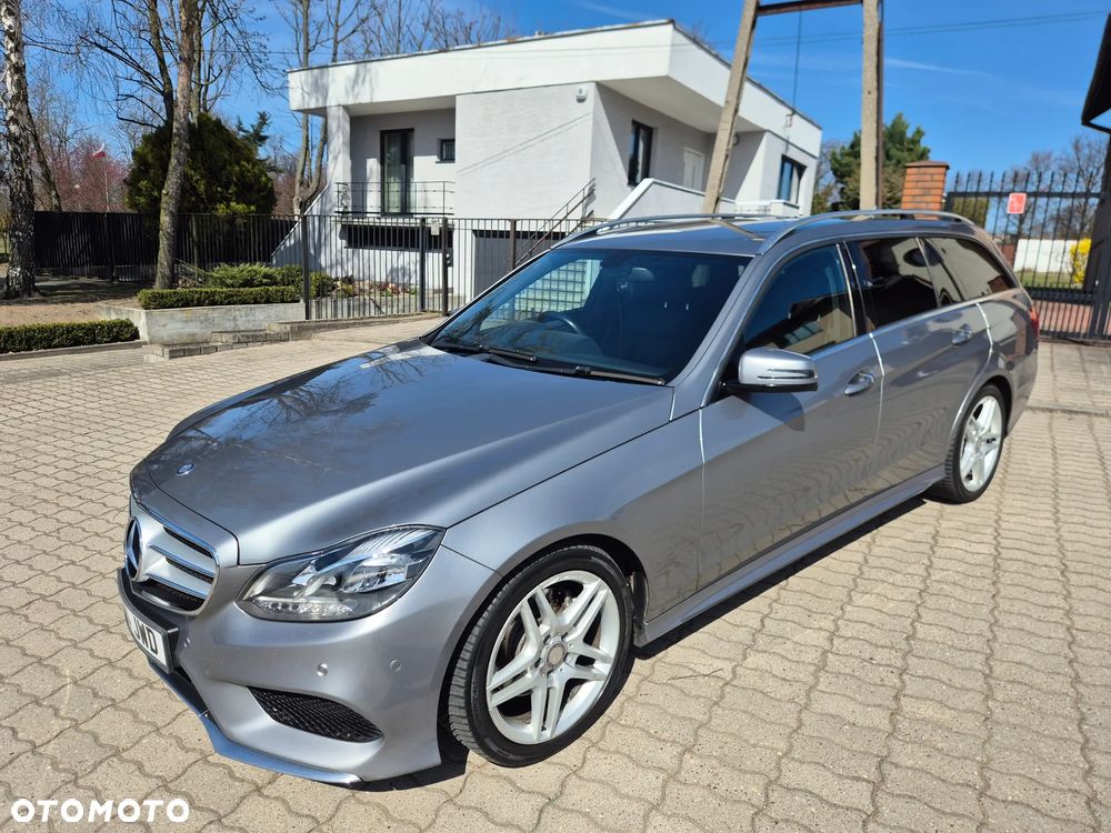Mercedes-Benz Klasa E 220 CDI DPF BlueEFFICIENCY 7G-TRONIC - 32