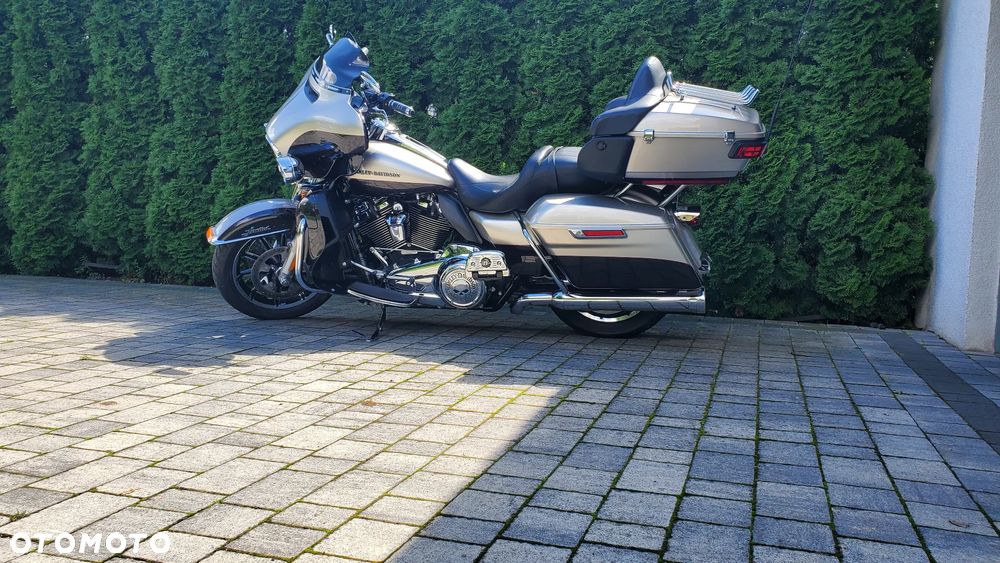 Harley-Davidson Touring Ultra Limited - 11