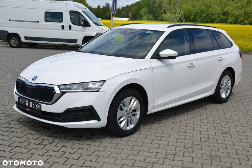 Skoda Octavia - 3