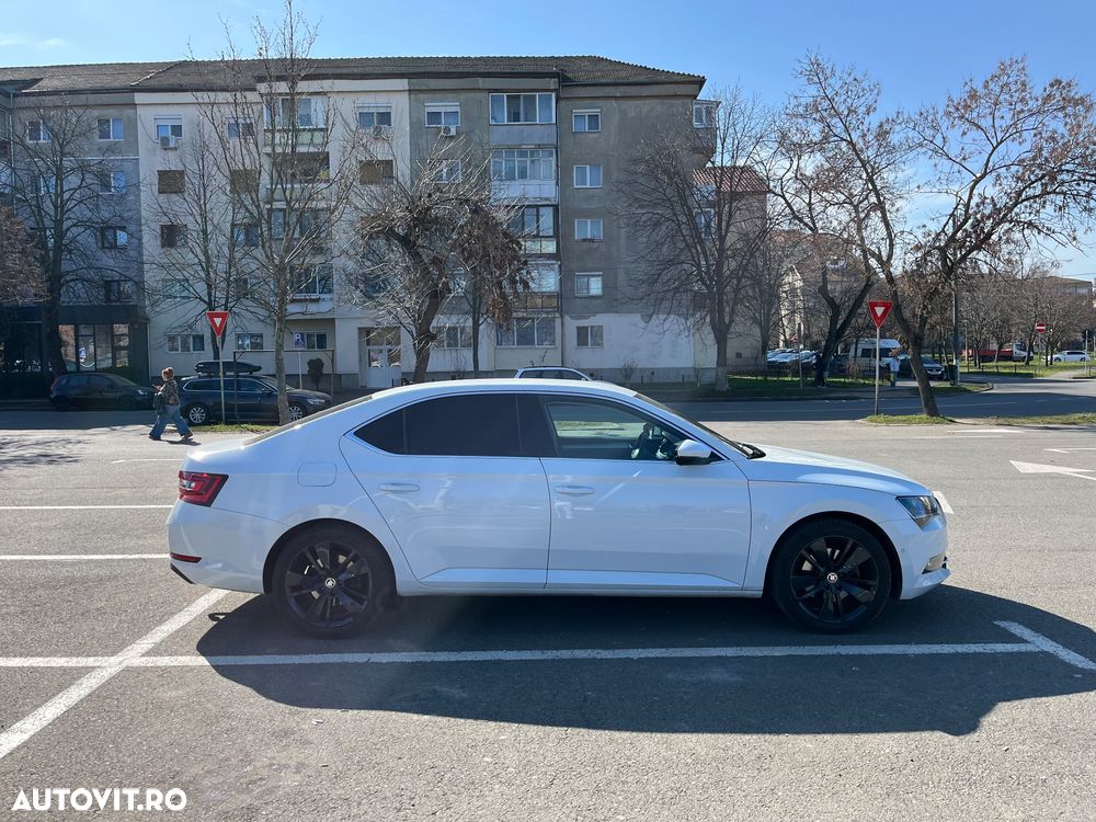 Skoda Superb 1.4 TSI ACT Active - 4