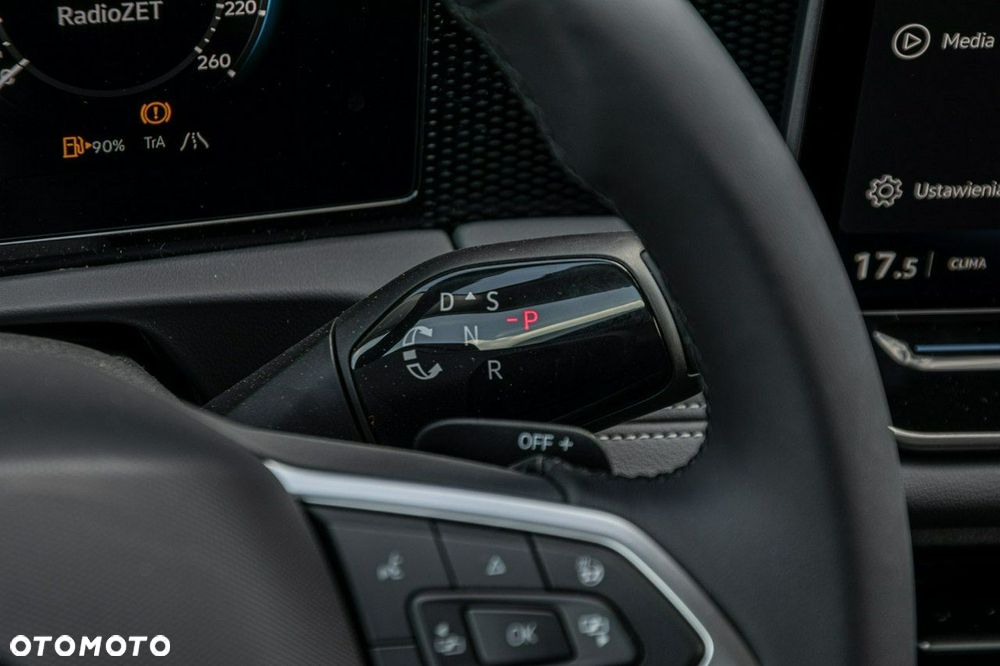 Volkswagen Tiguan - 19