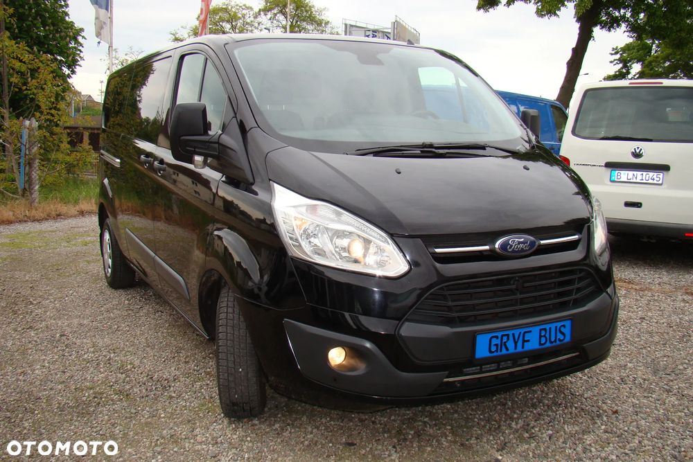 Ford Custom - 5