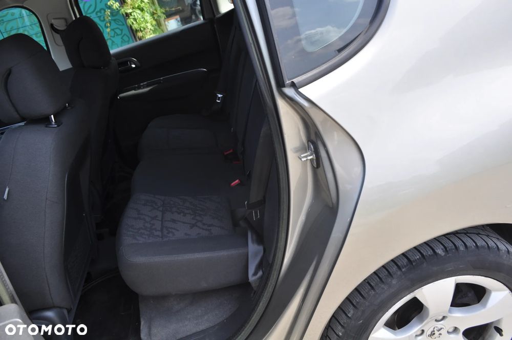 Peugeot 3008 - 8