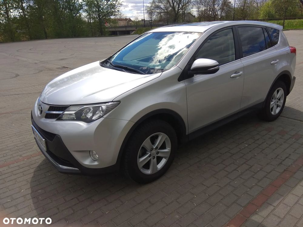 Toyota RAV4 - 1