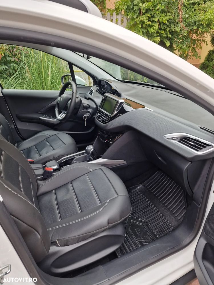 Peugeot 2008 1.2 PureTech Turbo EAT6 S&S Active - 7