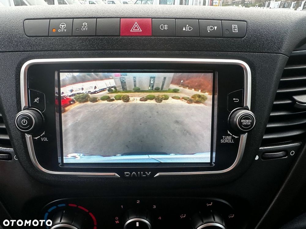 Iveco DAILY 35S14 FURGON CHŁODNIA  0*C ZASILANIE 230V NAWIGACJA AUTOMAT  KLIMATYZACJA  140KM - 38