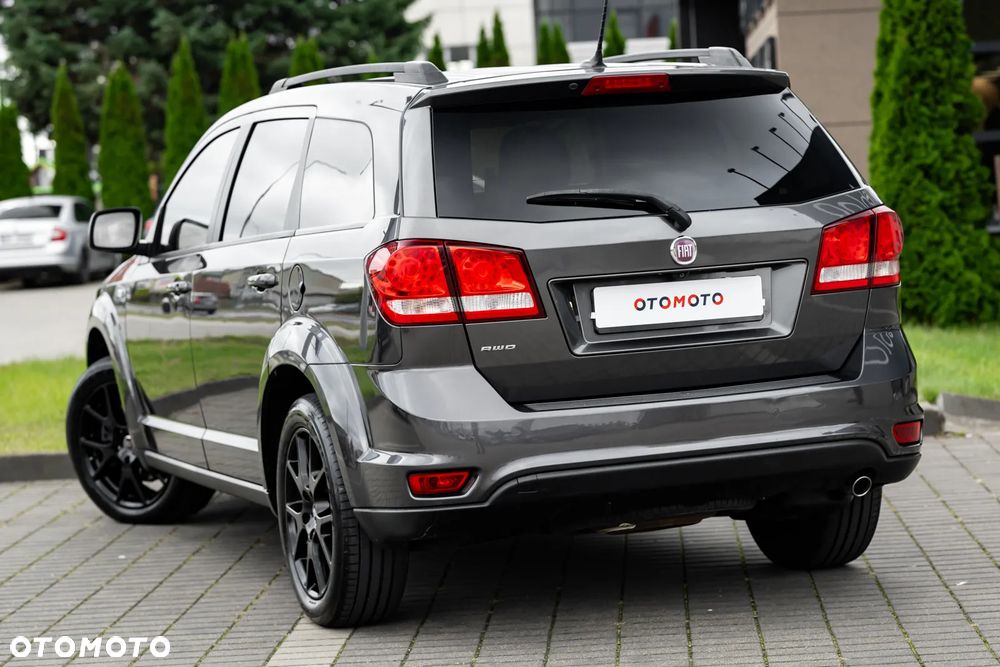Fiat Freemont 2.0 Multijet Black Code AWD - 11
