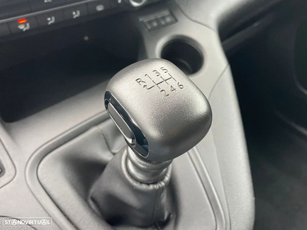 Opel Combo 1.5 CDTI IVA Dedutível - 32