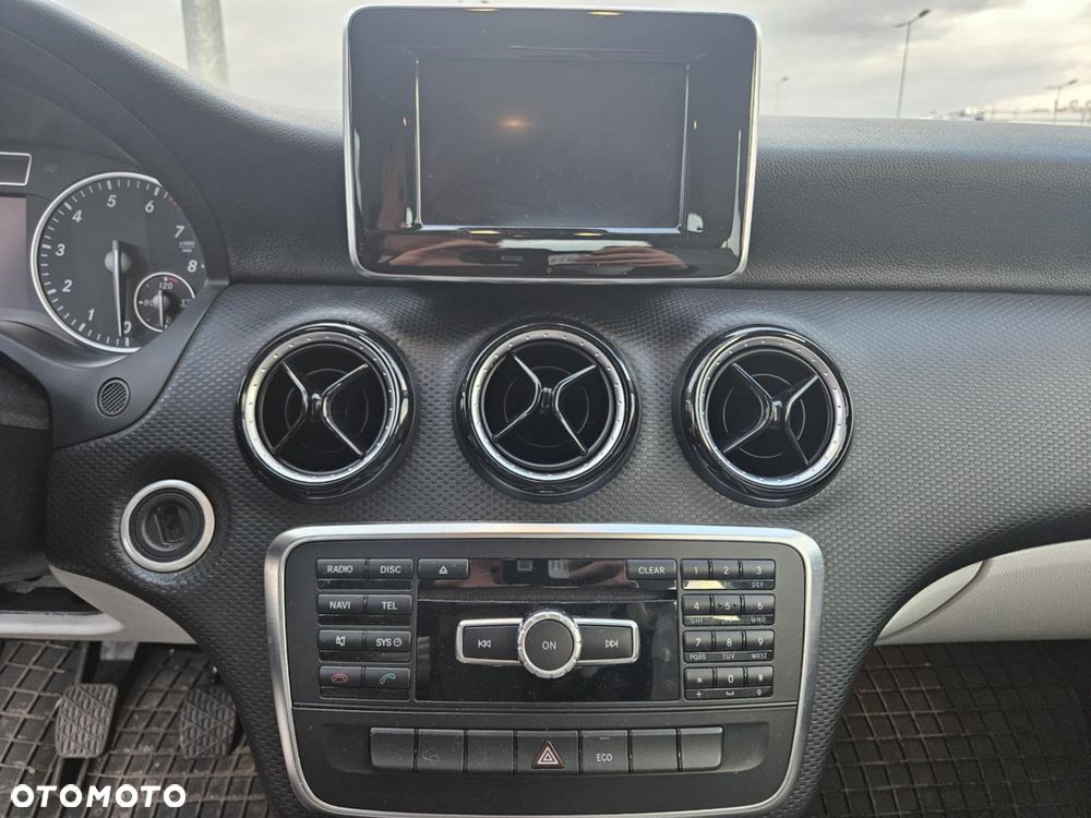 Mercedes-Benz Klasa A 180 - 14