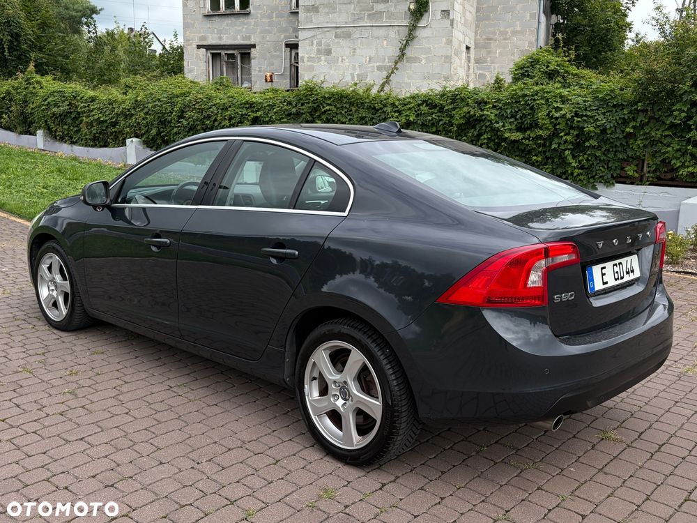 Volvo S60 D5 Summum - 12