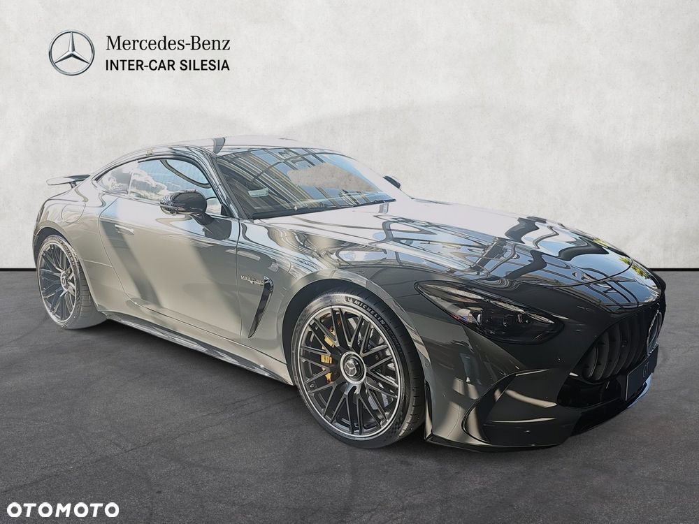 Mercedes-Benz AMG GT - 3