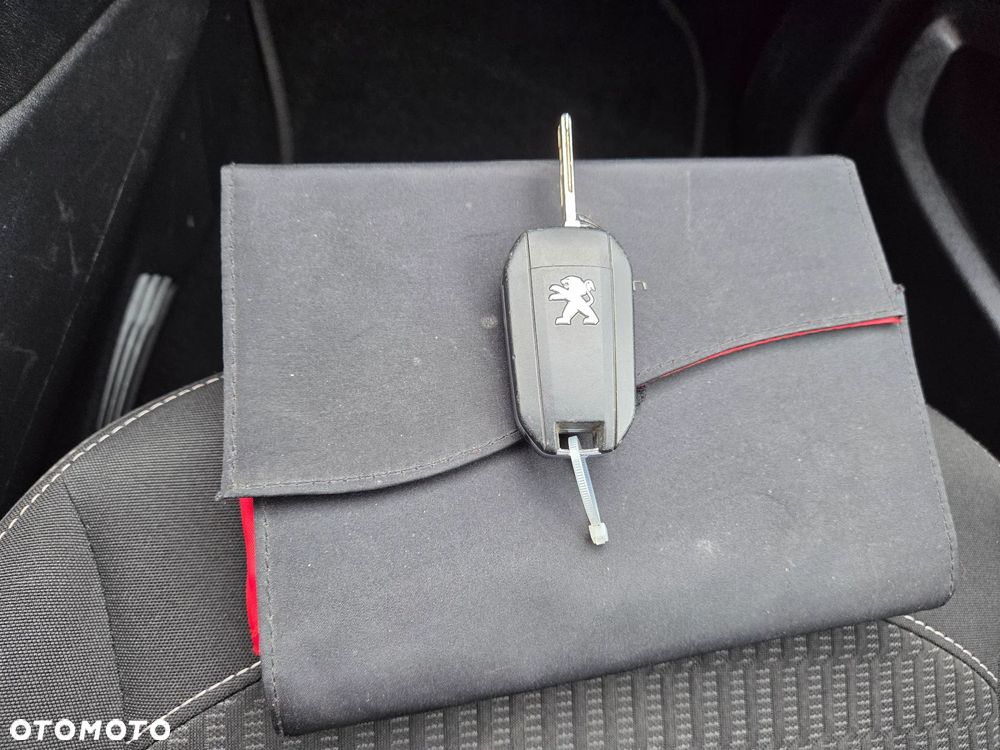 Peugeot 208 e-HDi FAP 92 Stop&Start Allure - 14
