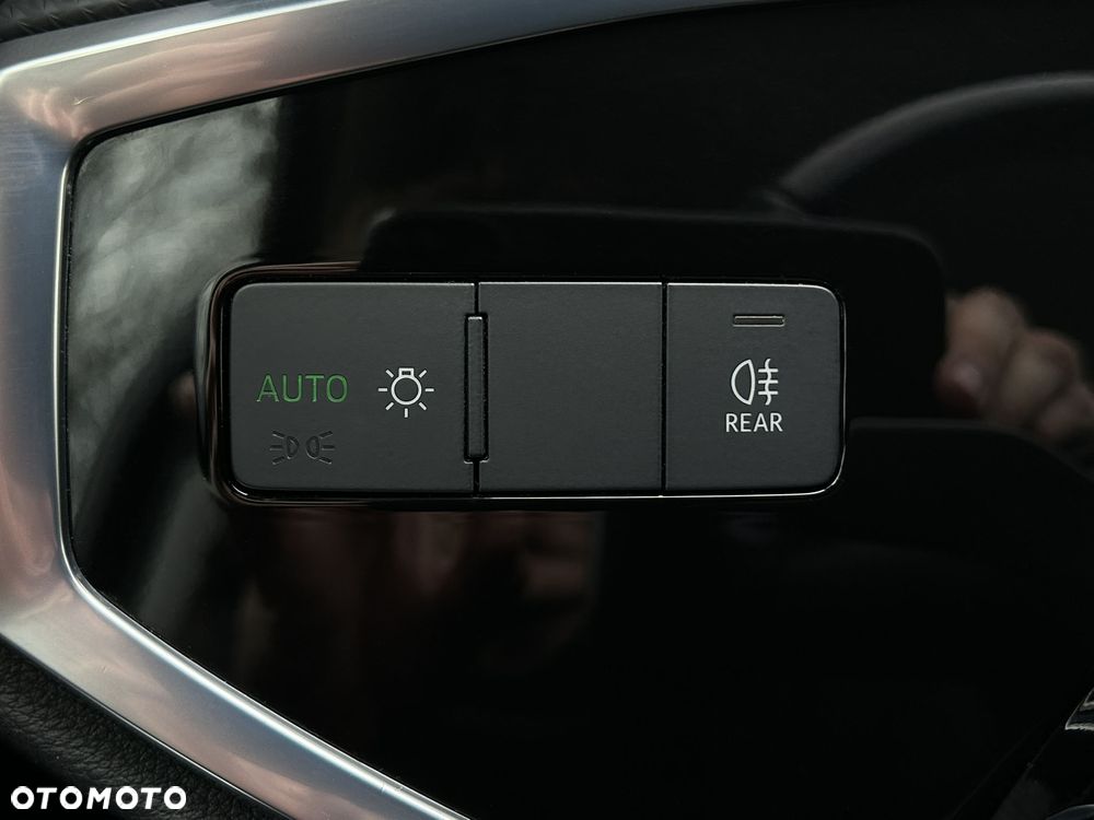 Audi Q3 35 TFSI Advanced S tronic - 32