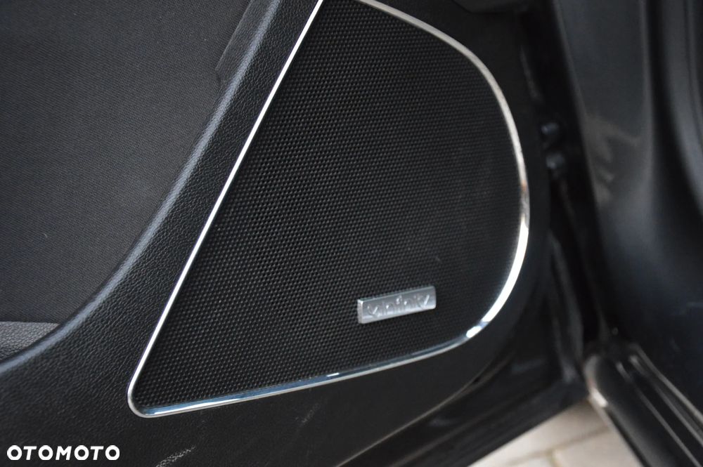 Opel Astra 1.6 Turbo Cosmo - 15