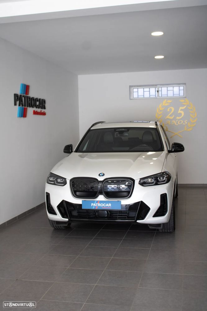 BMW iX3 M Sport Impressive - 3