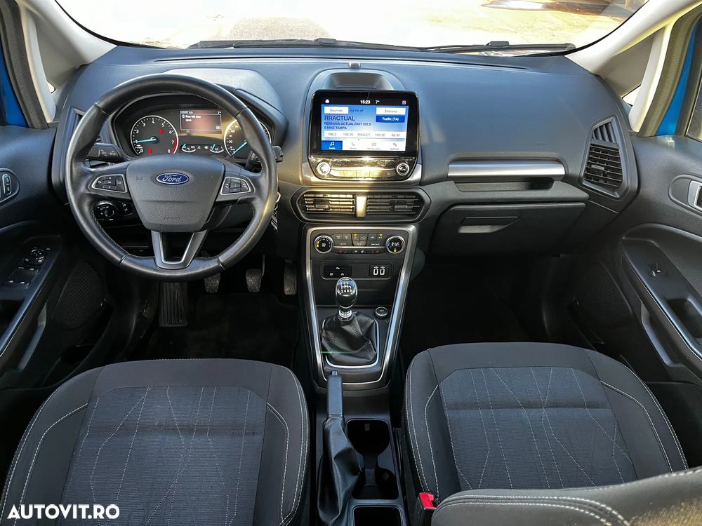 Ford EcoSport - 12