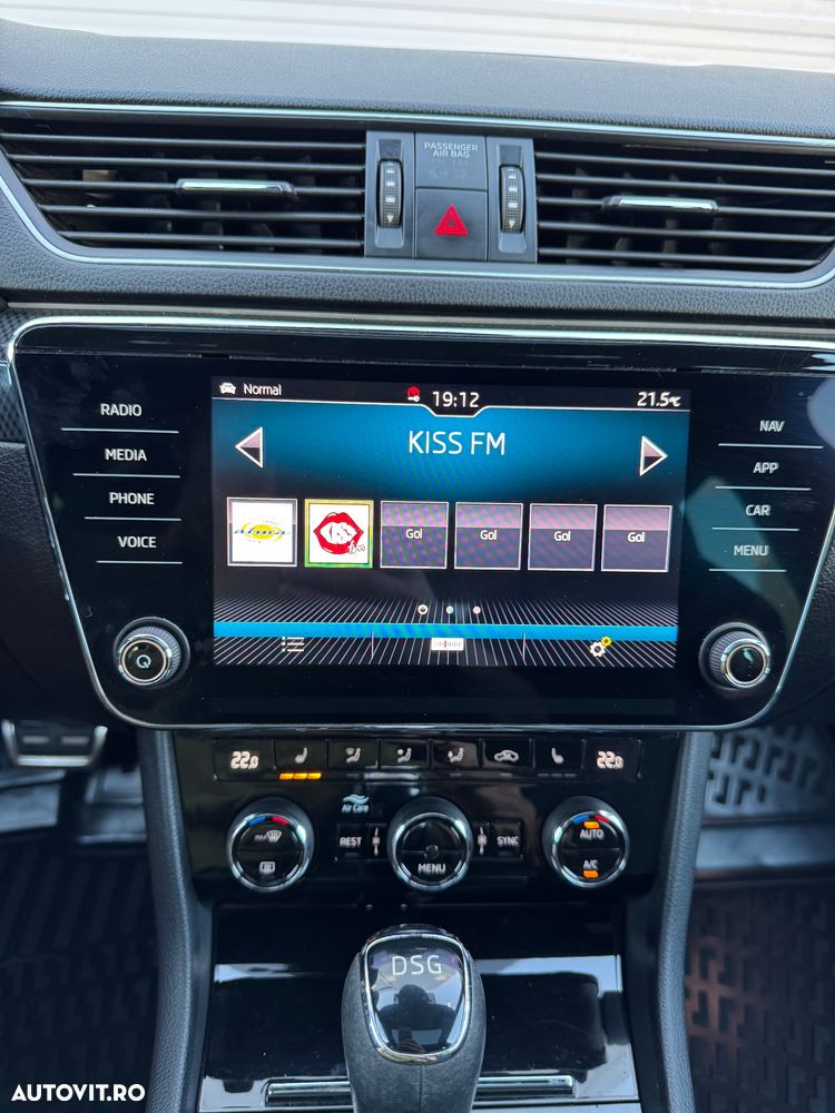 Skoda Superb 2.0 TDI DSG Sportline - 20