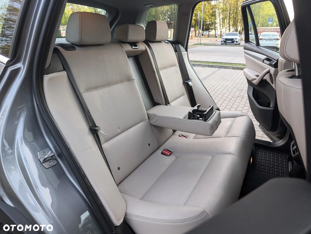 BMW X3 xDrive30d Sport-Aut xLine - 24