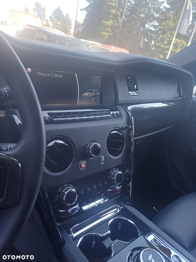 Rolls-Royce Cullinan Black Badge - 12