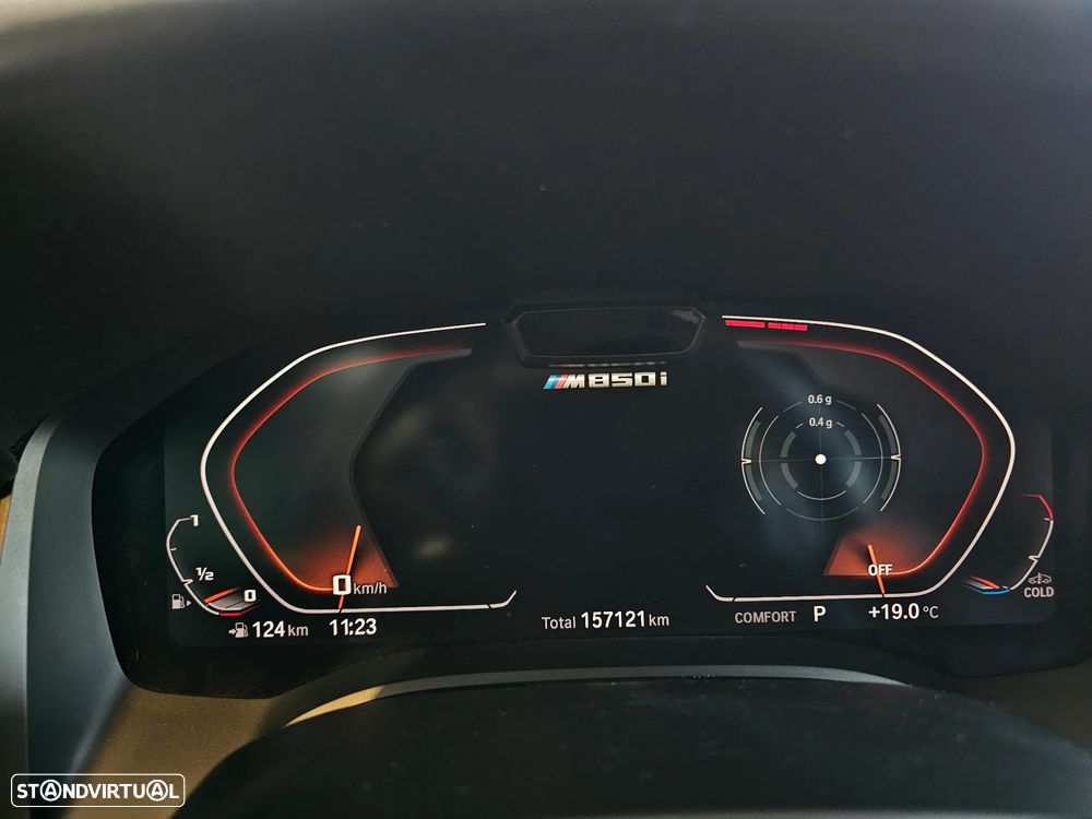 BMW M850i xDrive - 38