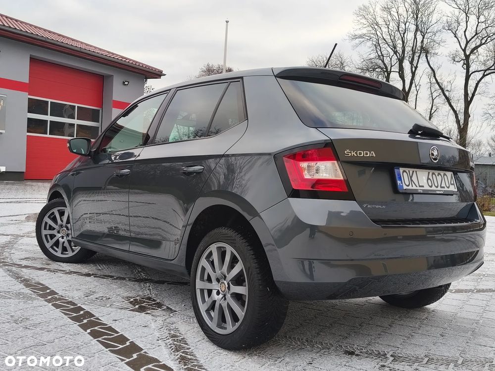 Skoda Fabia 1.2 TSI DSG Edition - 25