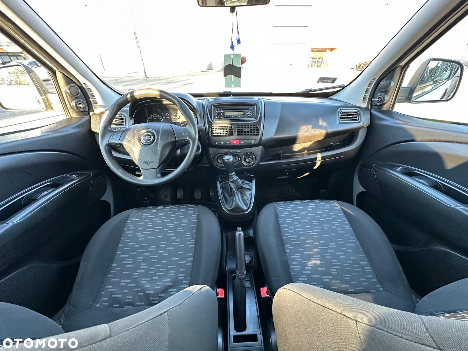 Opel Combo - 10